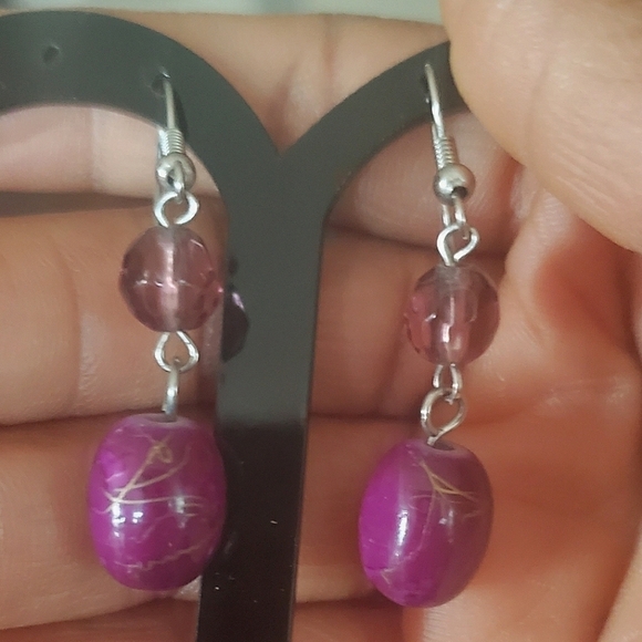 Purple and pink drop earrings in pink gemstone. 🌴 - Picture 5 of 6